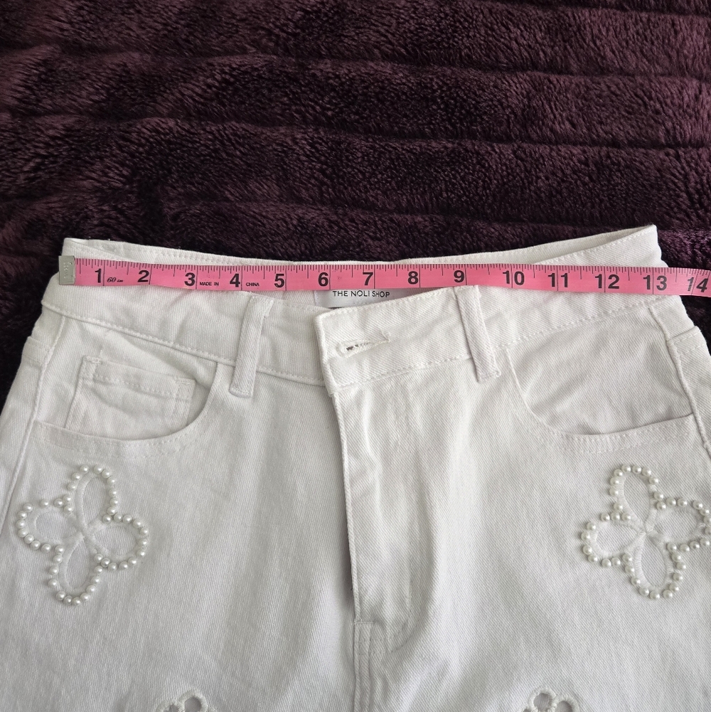 NWT Noli Beaded Jeans, Size 30 - Picture 3 of 7